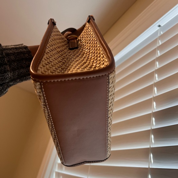 Guess Mini Tote - Picture 5 of 7